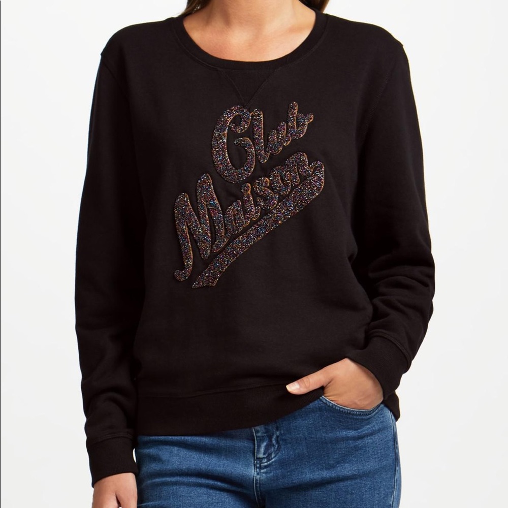 Black sweatshirt